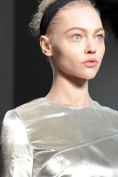 Look 22